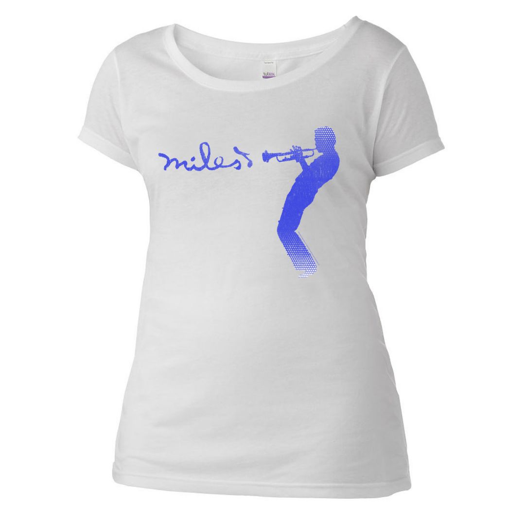 Women's Kinda Blue Silhouette Scoop Neck Tee